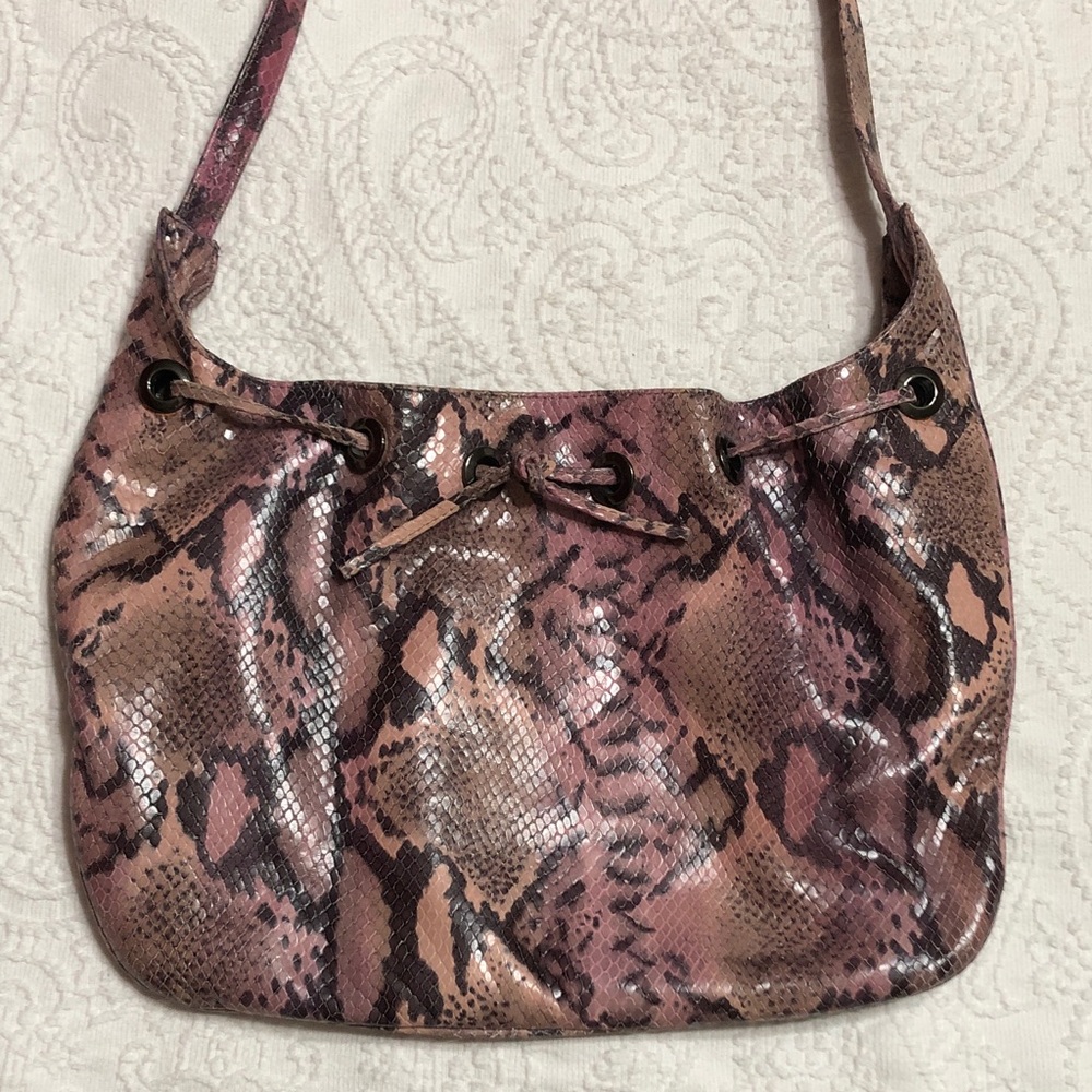 Rob Ference Elegant Pink Snakeskin Print Shoulder Bag
